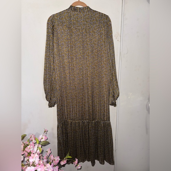 Zara Long Sleeve Dress - Picture 9 of 11